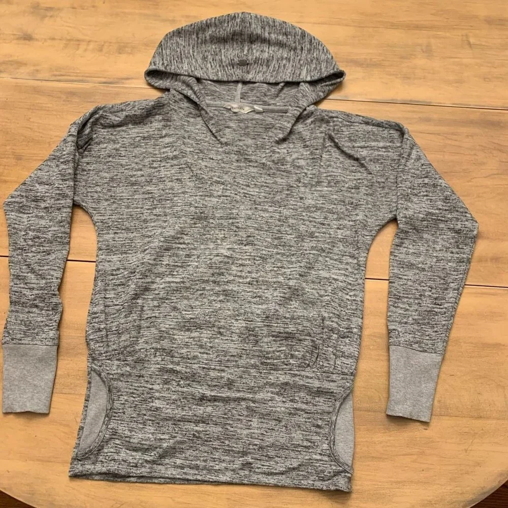 Athleta Pullover Batwing Robin Gray Size Small - Picture 2 of 10